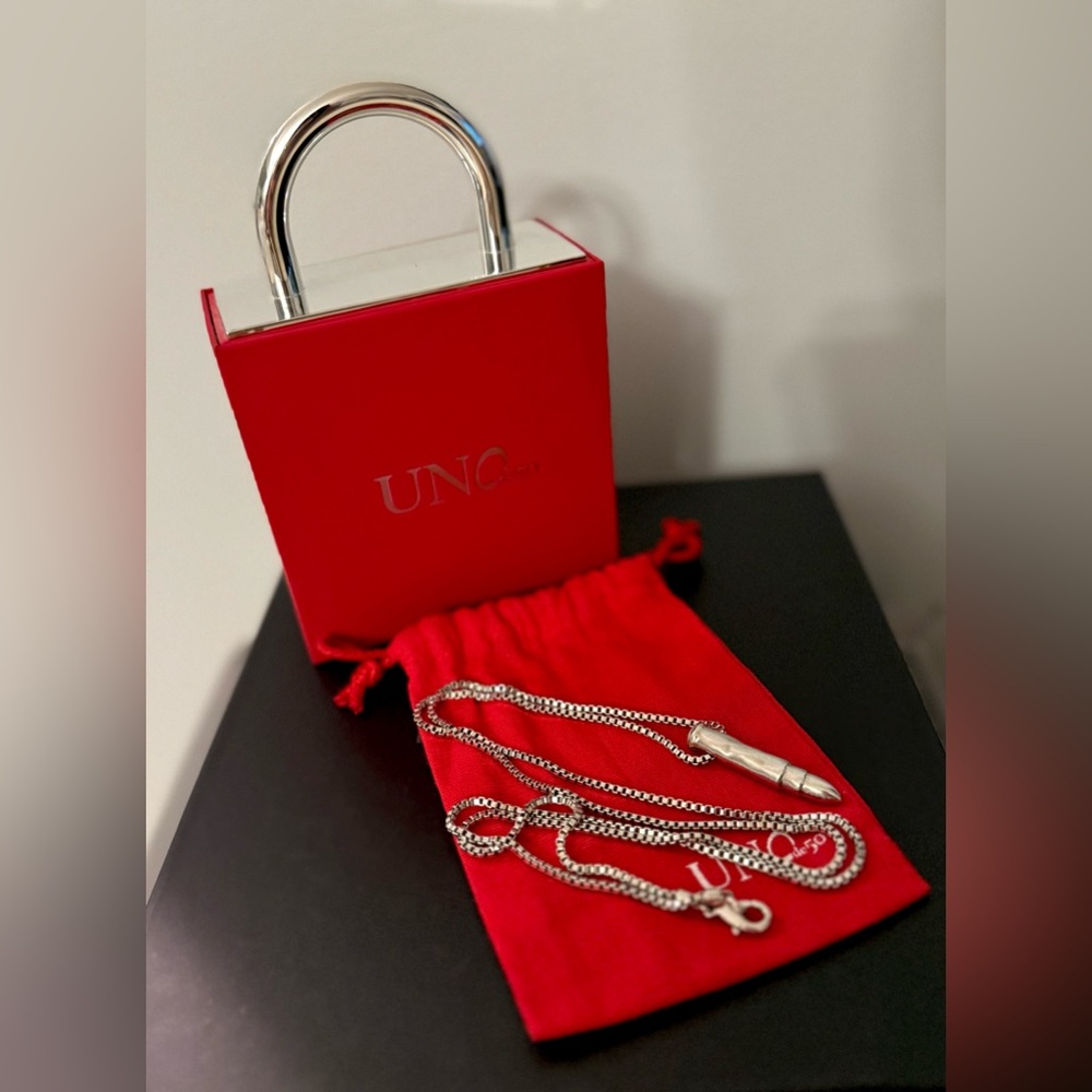 Chain Bullet Pendant from Uno De 50
